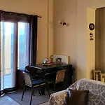 τα πέτρινα στο σκεπαστό 度假居 *
