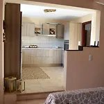 τα πέτρινα στο σκεπαστό 卡拉维塔