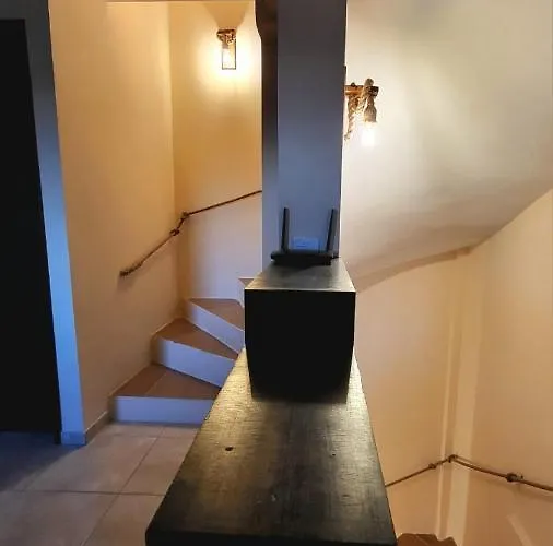 Дом отдыха τα πέτρινα στο σκεπαστό Калаврита