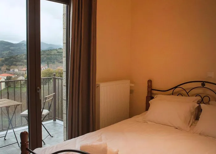 τα πέτρινα στο σκεπαστό Дом отдыха *