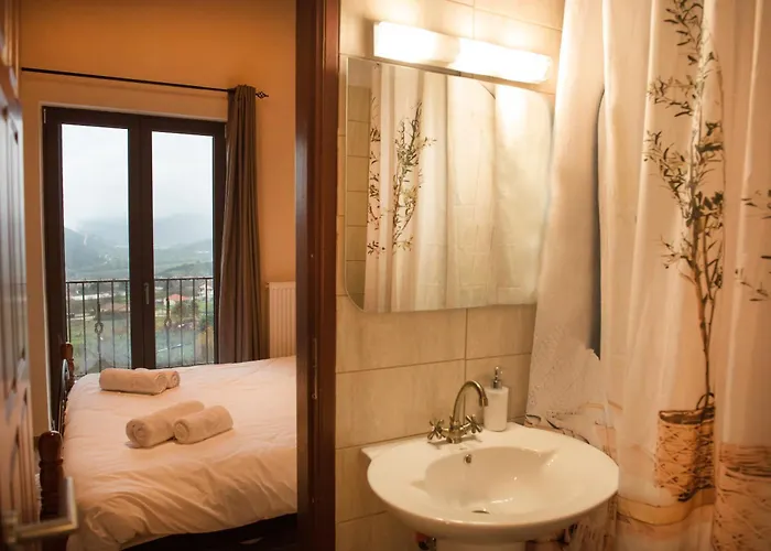 τα πέτρινα στο σκεπαστό Дом отдыха