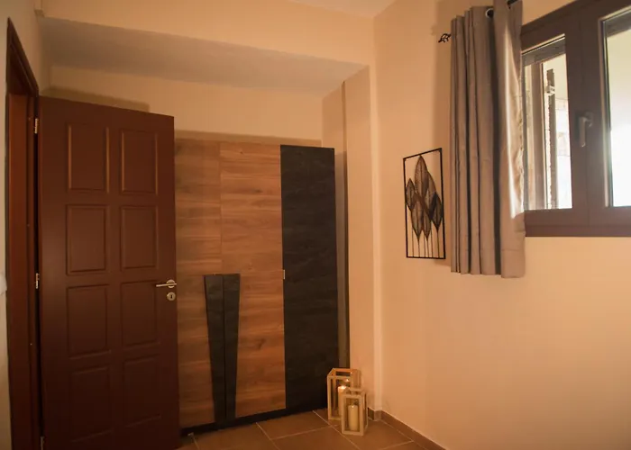 τα πέτρινα στο σκεπαστό Дом отдыха